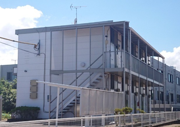 レオパレス東原