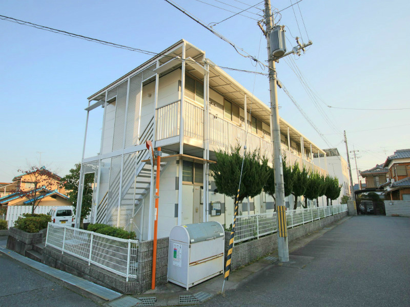 レオパレス坂本