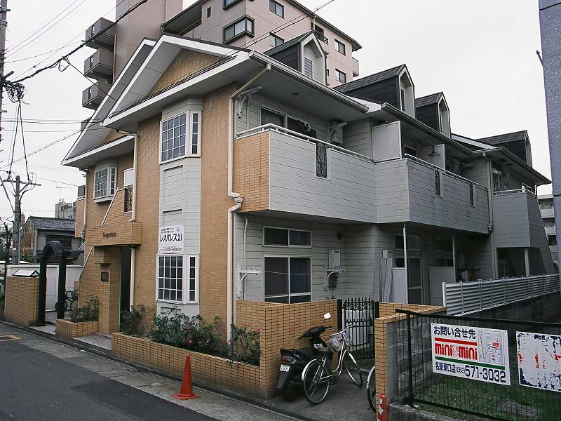 レオパレス西日置