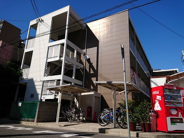 レオパレスカルチェ三和