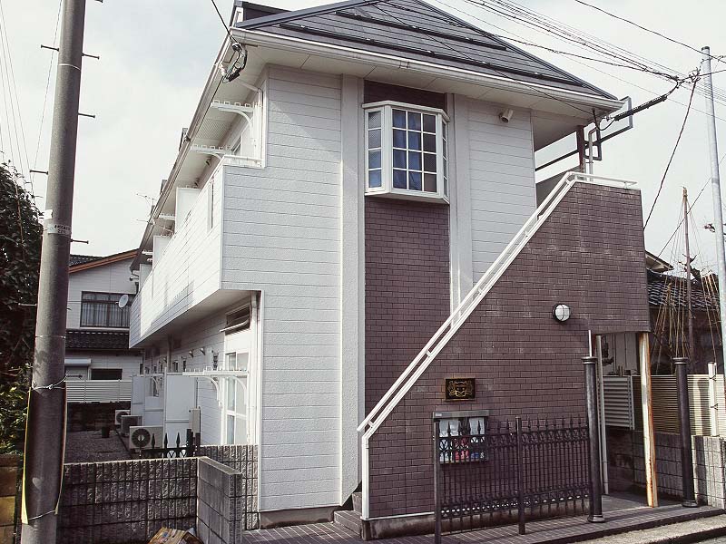 レオパレス寺町