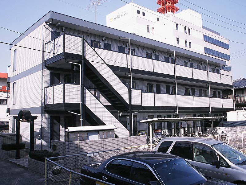 レオパレス泉都町