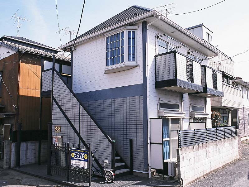 レオパレス浦和第１３