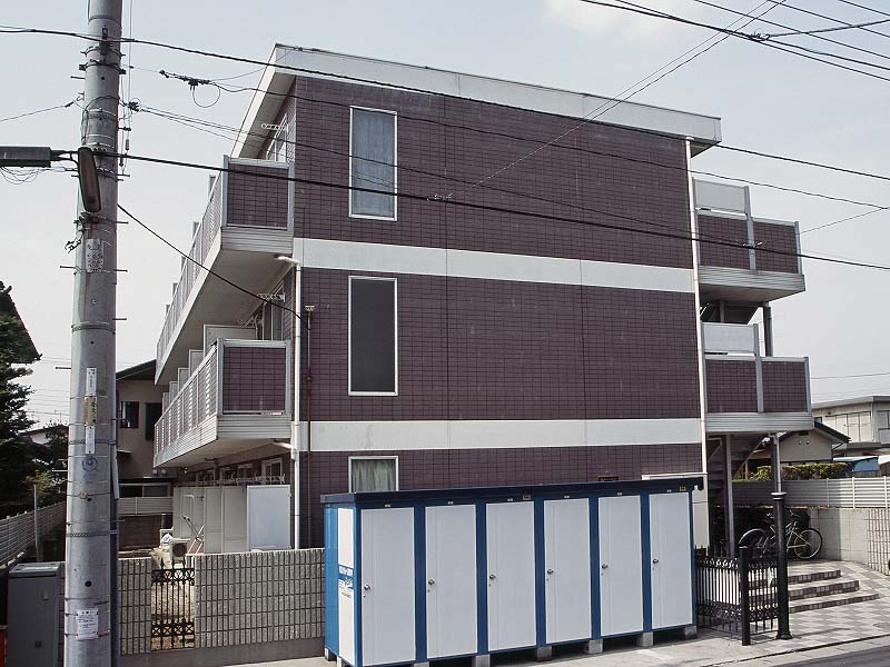 レオパレス西川田第８