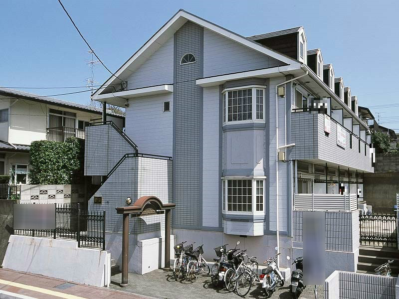 レオパレス大学町