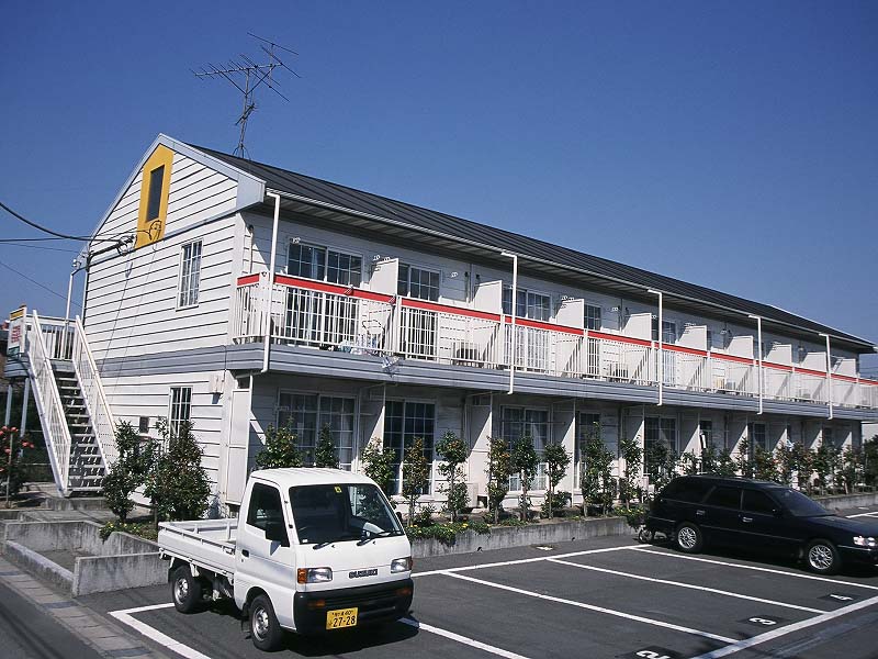 レオパレスカメリア