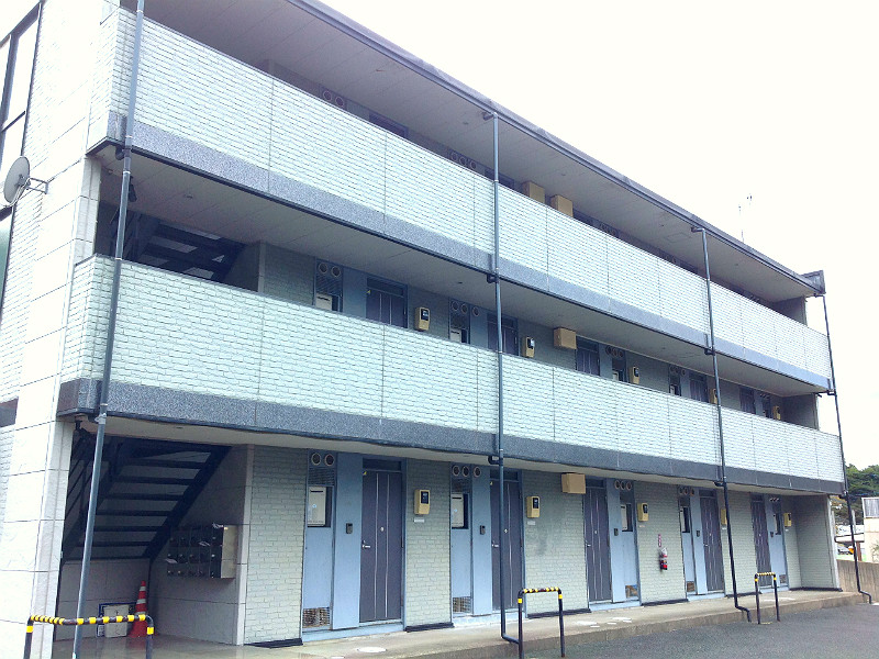 レオパレスＳｕｎ　ｆｌｏｗｅｒ