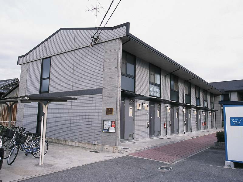 レオパレス堺