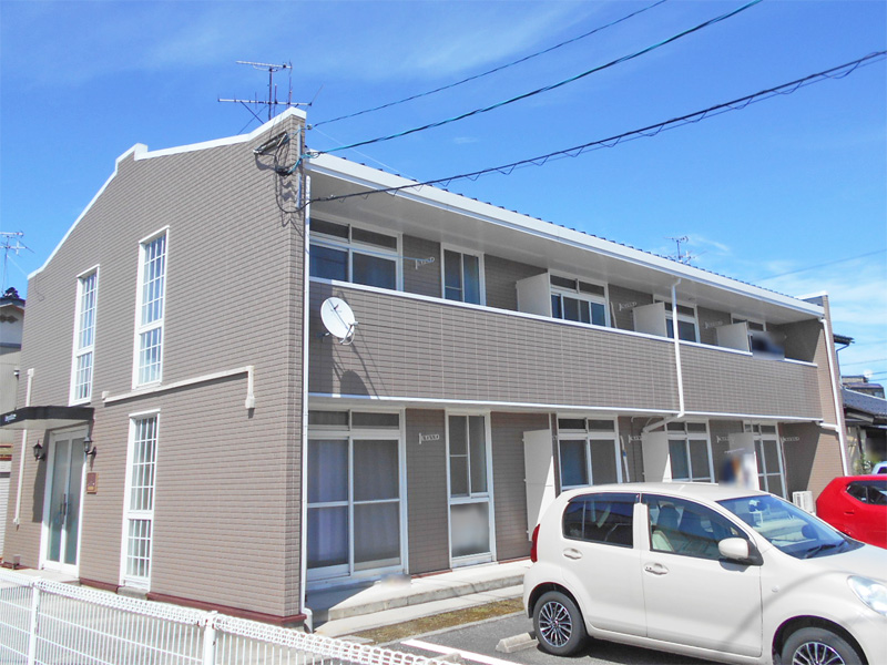 富山駅よりバス19分 築28年2ヶ月 2階建の賃貸物件