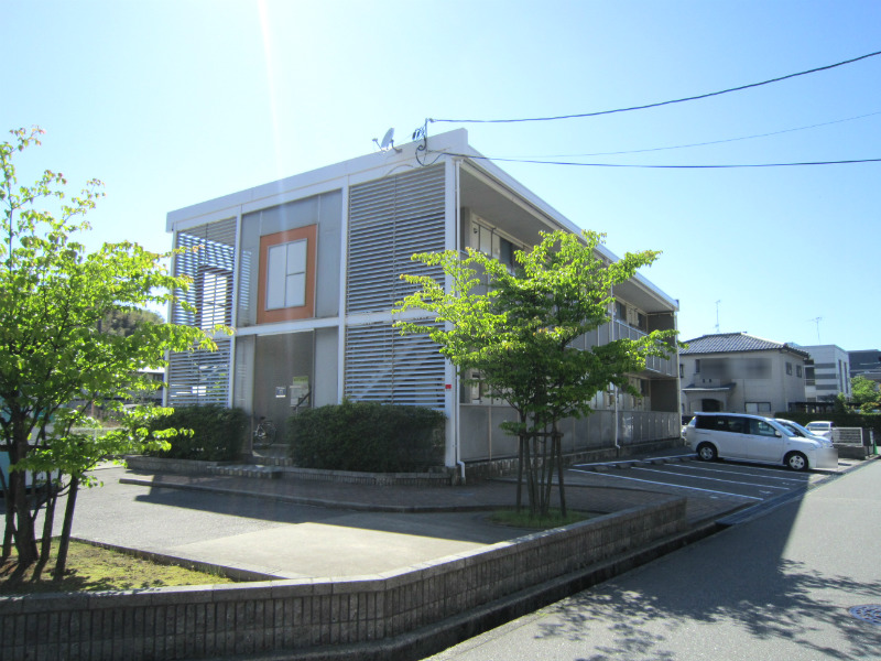 東金沢駅より徒歩21分 築27年9ヶ月 2階建の賃貸物件