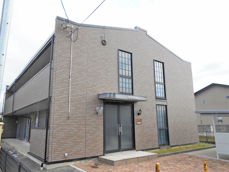 中滑川駅より徒歩14分 築27年9ヶ月 2階建の賃貸物件