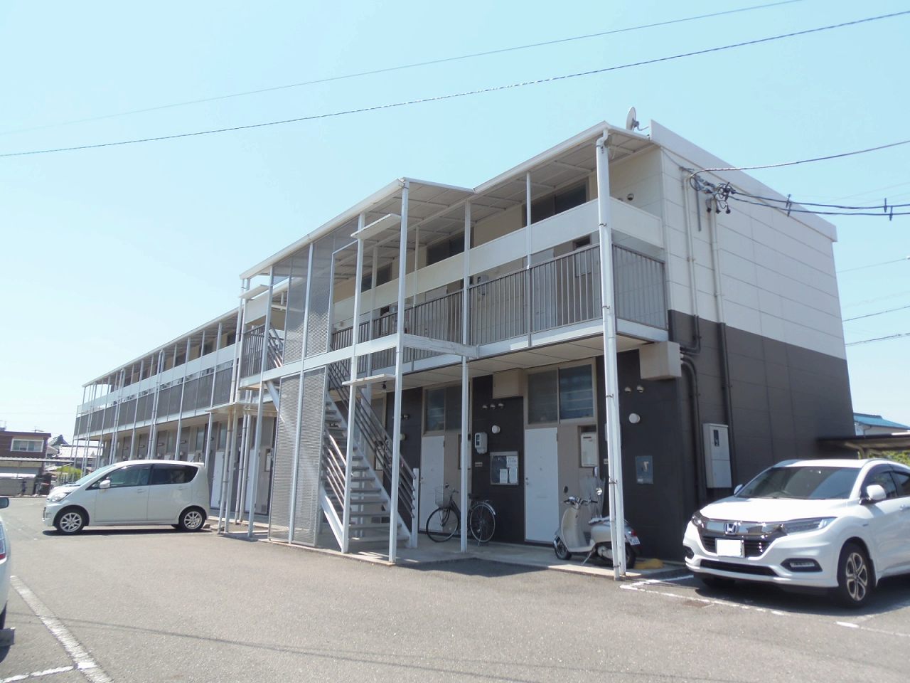 大垣駅よりバス5分 築27年2ヶ月 2階建の賃貸物件