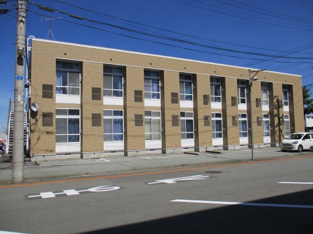 山形駅よりバス8分 築26年5ヶ月 2階建の賃貸物件