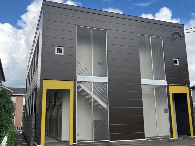 金沢駅よりバス50分 築26年6ヶ月 2階建の賃貸物件