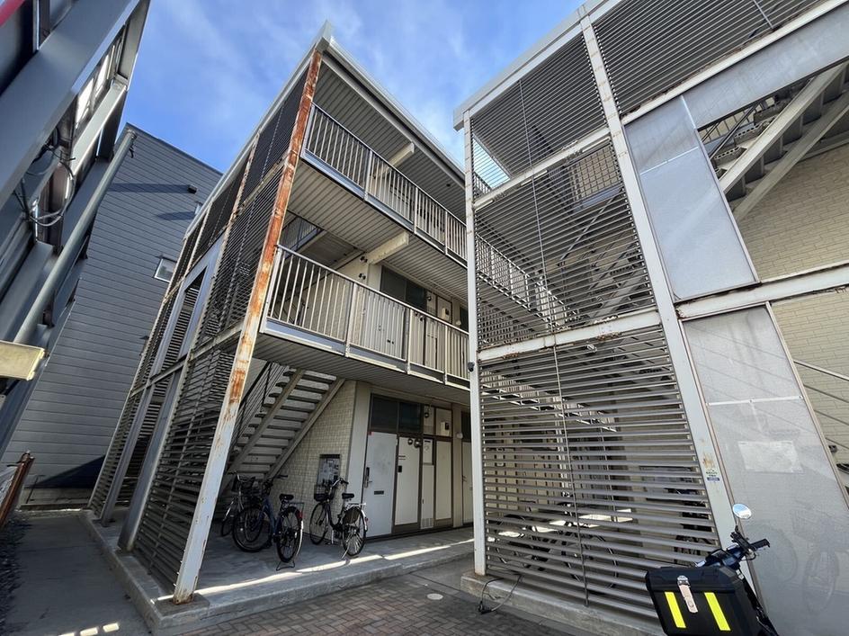 レオパレスナナキ１の賃貸物件