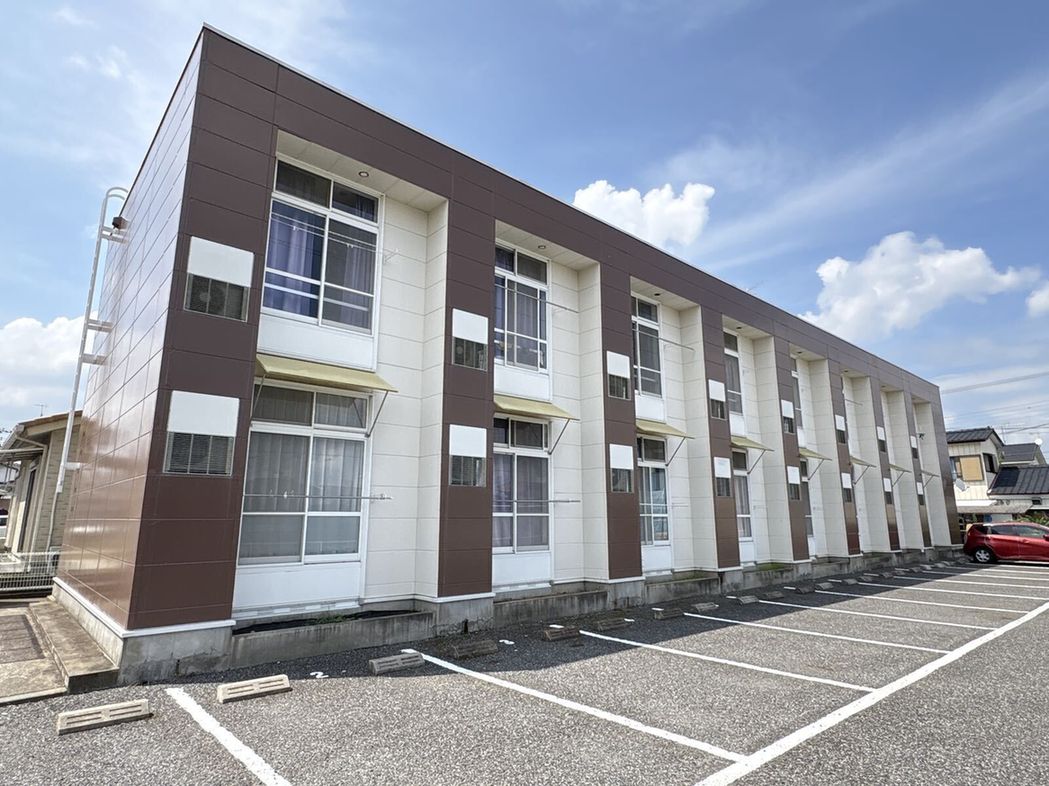 レオパレスクローバーの賃貸物件