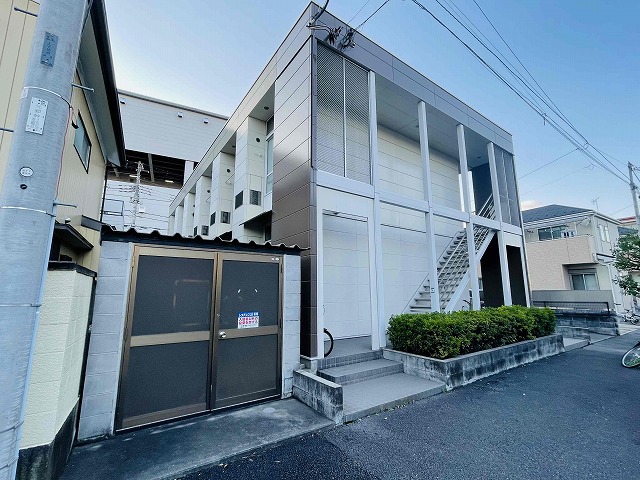 レオパレスアーバン領家 2階 築26年3ヶ月の賃貸物件