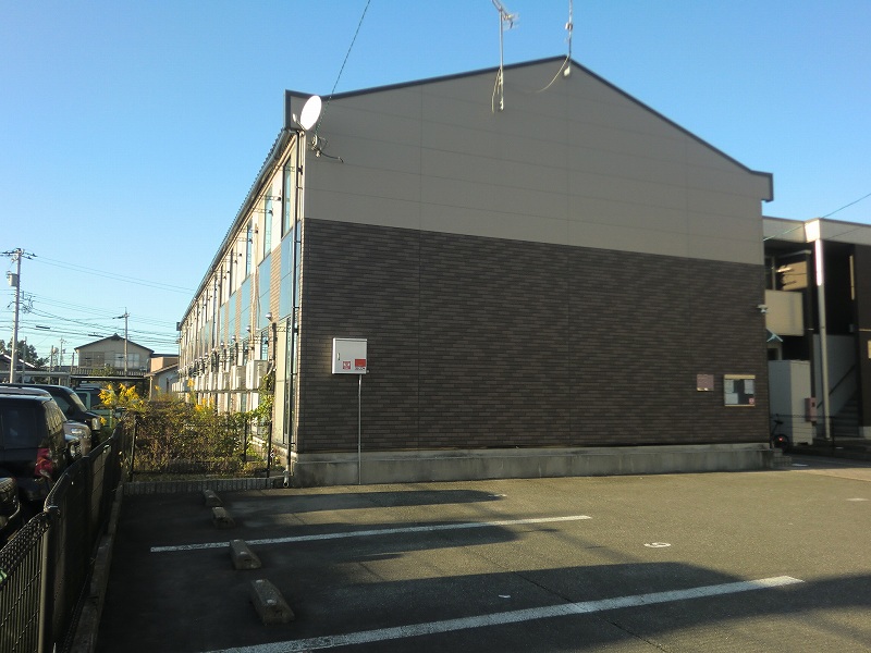 福井駅よりバス16分 築25年6ヶ月 2階建の賃貸物件