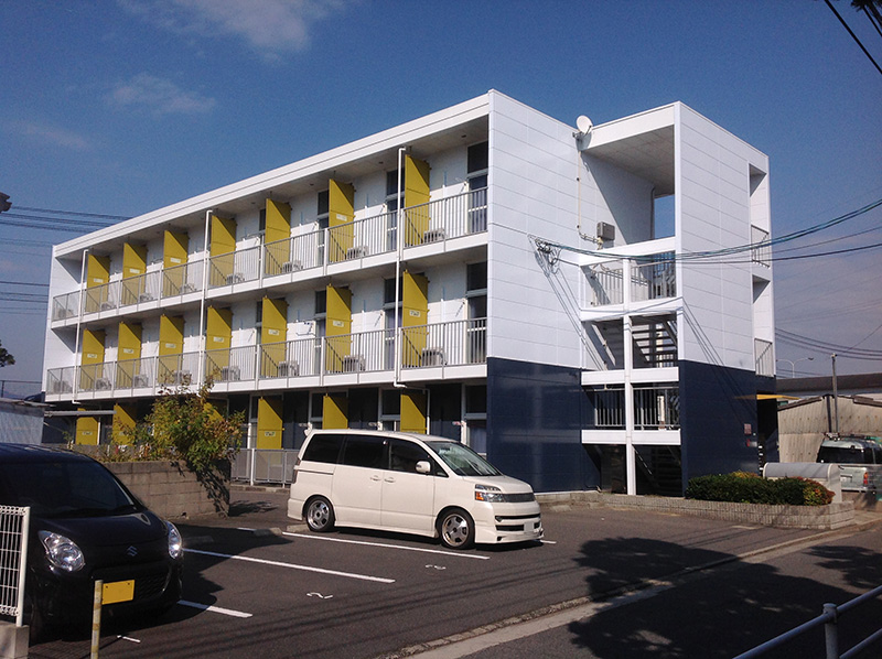 戸坂駅より徒歩6分 築25年8ヶ月 3階建の賃貸物件