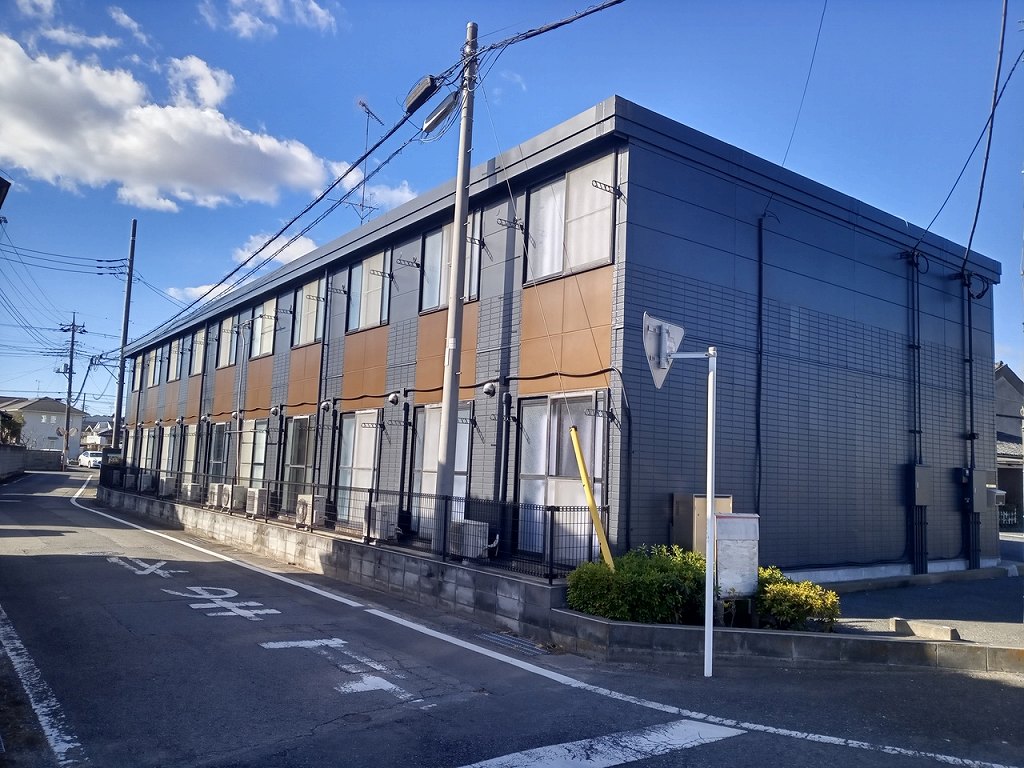 館林駅より徒歩32分 築25年2ヶ月 2階建の賃貸物件