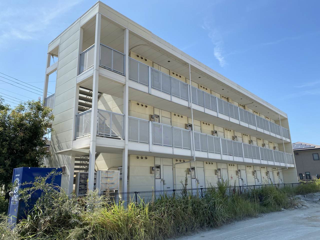 尾上の松駅より徒歩14分 築25年1ヶ月 3階建の賃貸物件