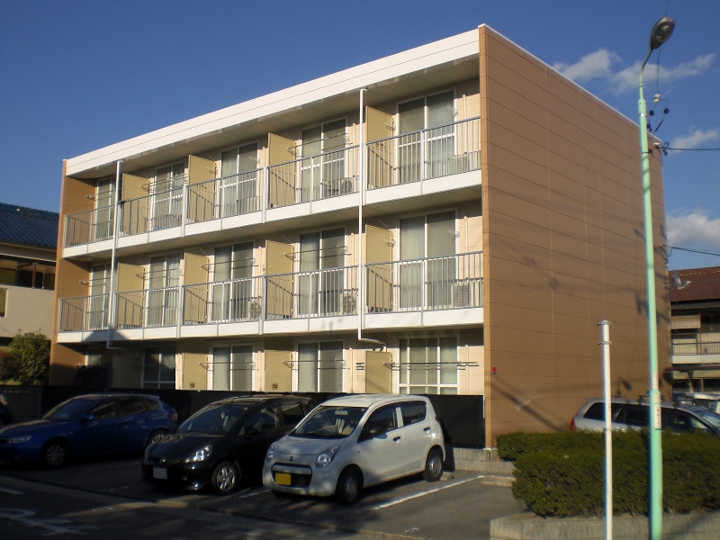 笠寺駅より徒歩7分 築24年10ヶ月 3階建の賃貸物件