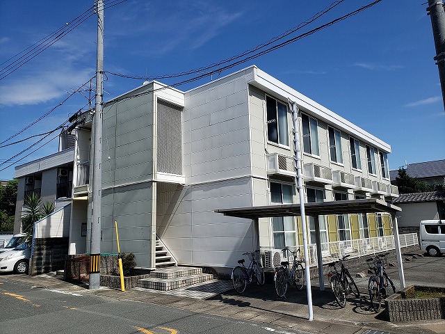 レオパレス岡田町の賃貸物件