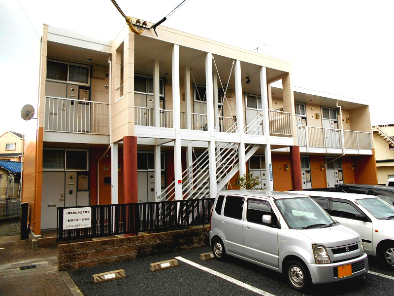 星田駅より徒歩4分 築24年6ヶ月 2階建の賃貸物件