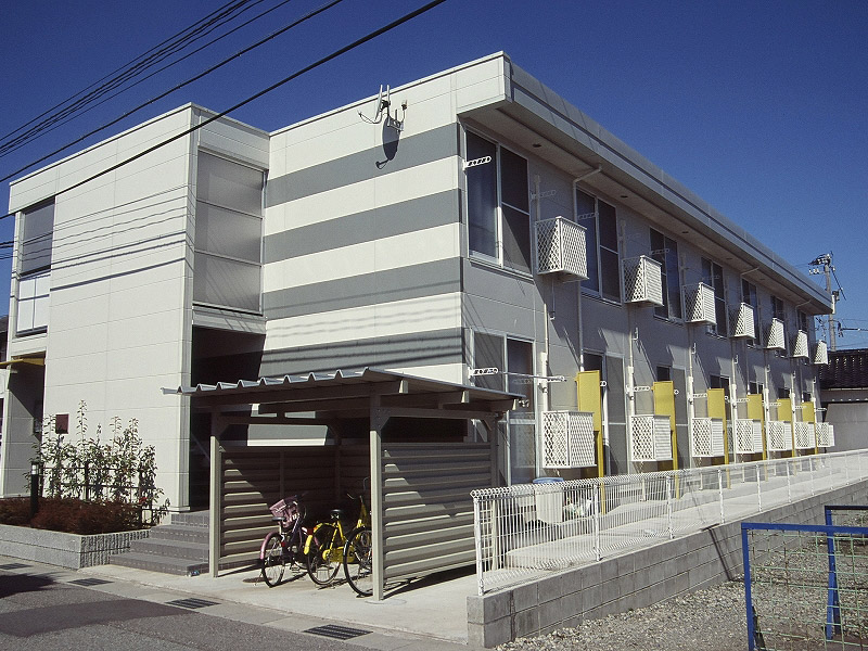 富山駅よりバス19分 築24年7ヶ月 2階建の賃貸物件