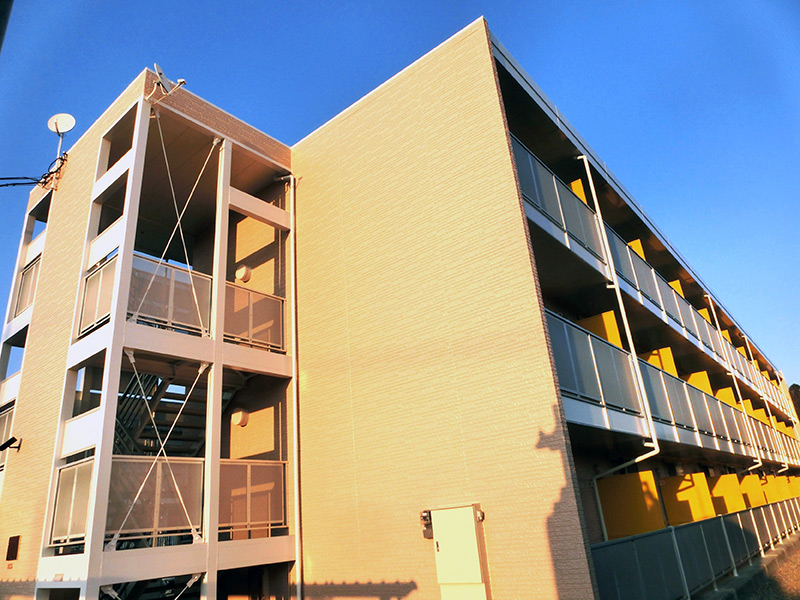 多田駅より徒歩8分 築24年10ヶ月 3階建の賃貸物件