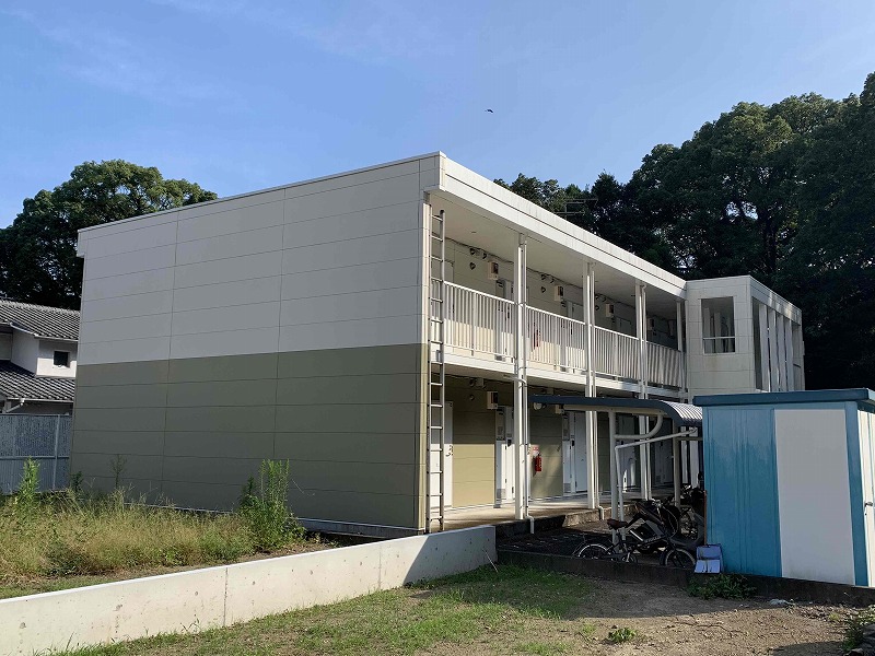 桟橋通五丁目駅よりバス14分 築24年1ヶ月 2階建の賃貸物件