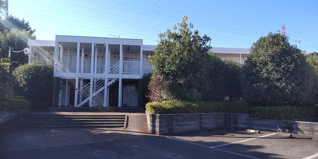 秋川駅より徒歩5分 築23年11ヶ月 2階建の賃貸物件