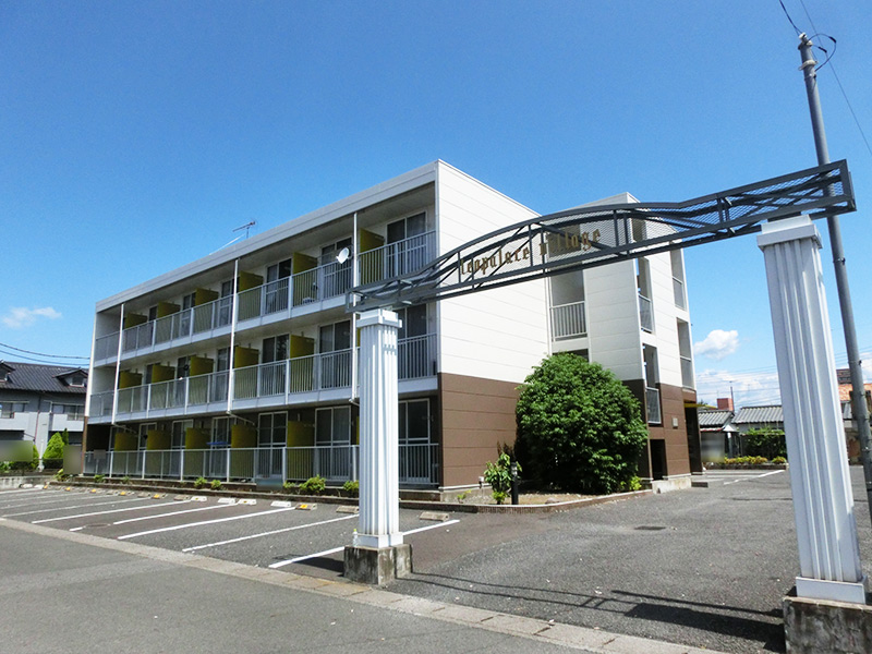 足利市駅より徒歩15分 築23年10ヶ月 3階建の賃貸物件