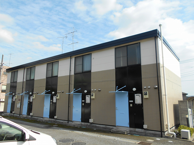 秦野駅よりバス12分 築23年10ヶ月 2階建の賃貸物件