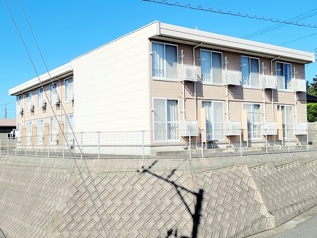 レオパレスカロの賃貸物件