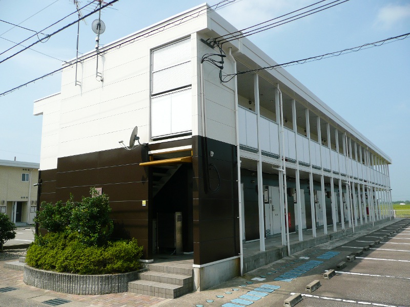 津幡駅よりバス5分 築23年11ヶ月 2階建の賃貸物件