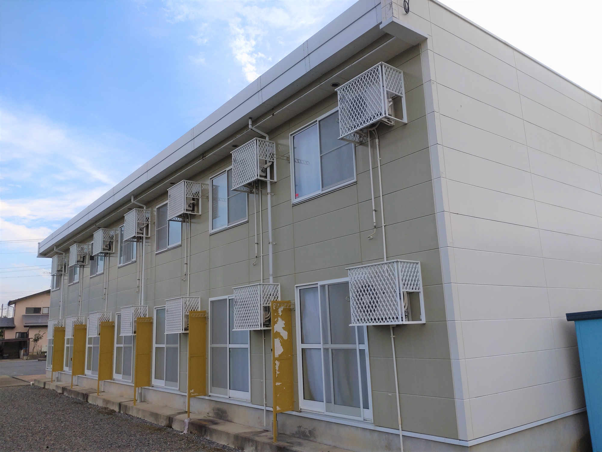 豊野駅より徒歩5分 築23年8ヶ月 2階建の賃貸物件