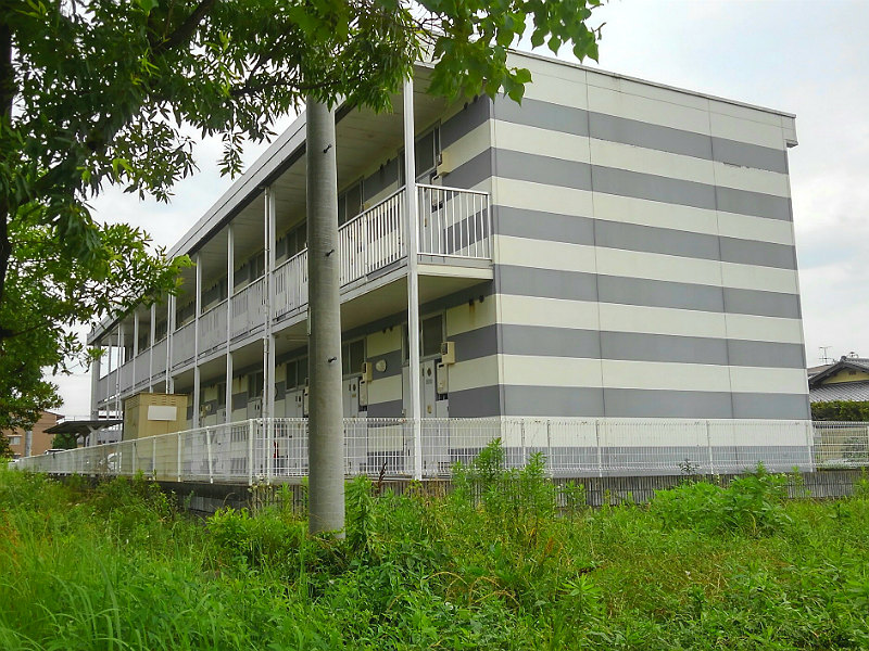 守山駅より徒歩21分 築24年1ヶ月 2階建の賃貸物件