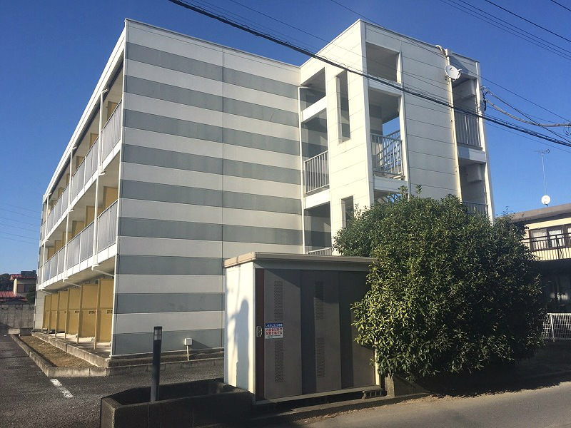 西那須野駅よりバス8分 築24年1ヶ月 3階建の賃貸物件