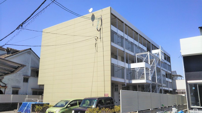 鴫野駅より徒歩9分 築23年8ヶ月 3階建の賃貸物件