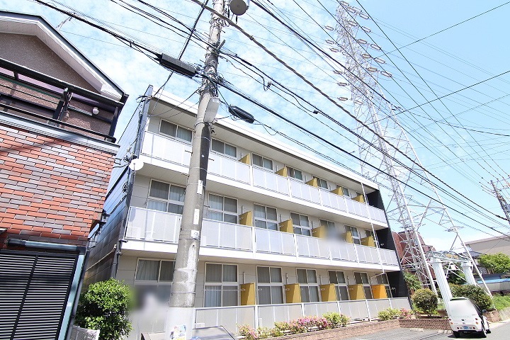 行徳駅より徒歩9分 築23年10ヶ月 3階建の賃貸物件