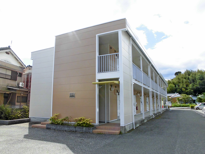 桟橋通五丁目駅よりバス13分 築23年6ヶ月 2階建の賃貸物件