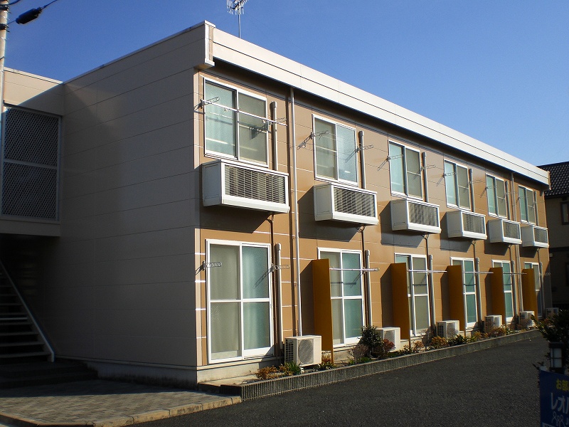 レオパレスサバービアンホーム 2階 築23年8ヶ月の賃貸物件