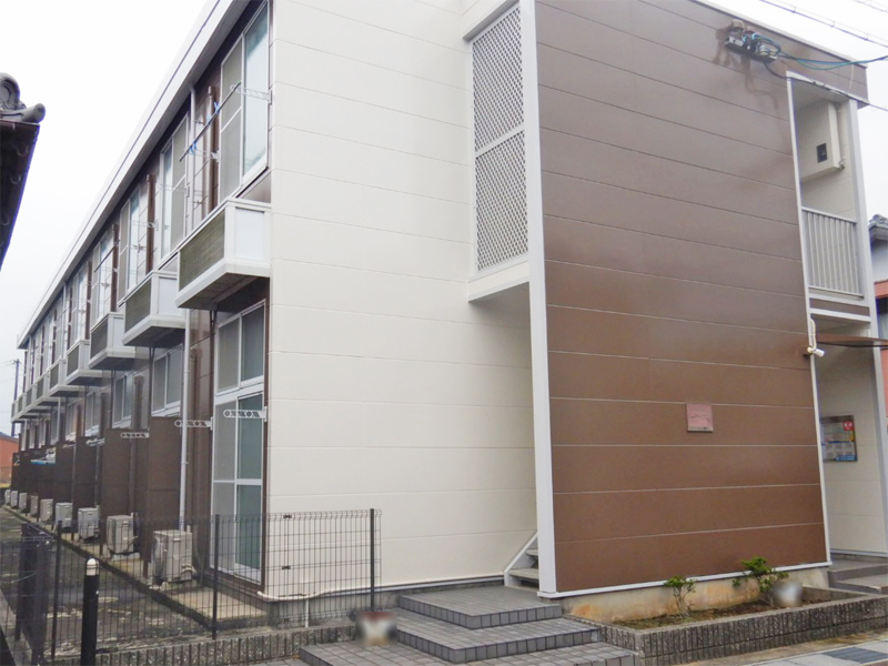 一身田駅より徒歩6分 築23年5ヶ月 2階建の賃貸物件