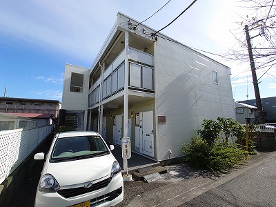 三浦海岸駅より徒歩4分 築23年4ヶ月 2階建の賃貸物件