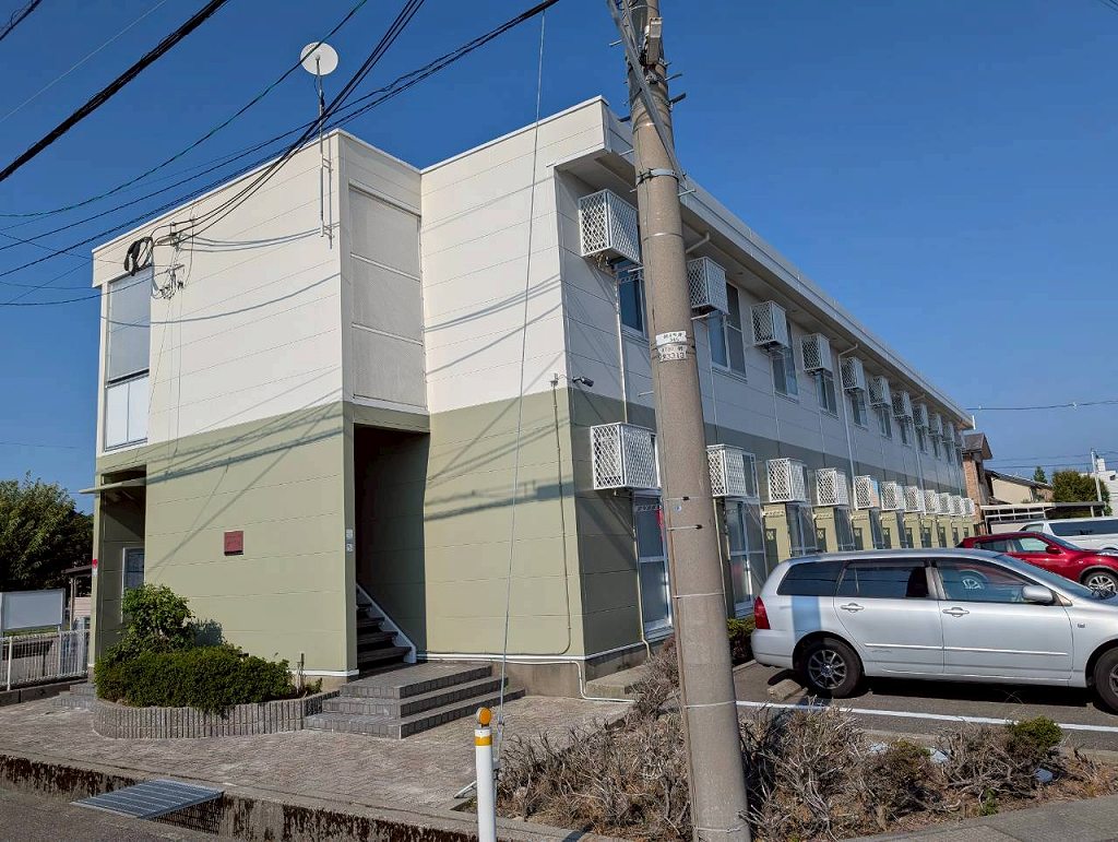 松任駅より徒歩13分 築23年1ヶ月 2階建の賃貸物件