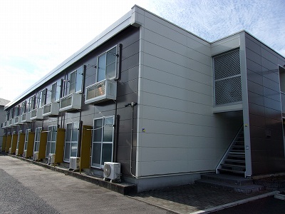 伊達駅より徒歩17分 築23年1ヶ月 2階建の賃貸物件