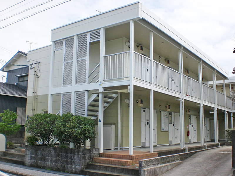 桟橋通三丁目駅より徒歩7分 築22年9ヶ月 2階建の賃貸物件