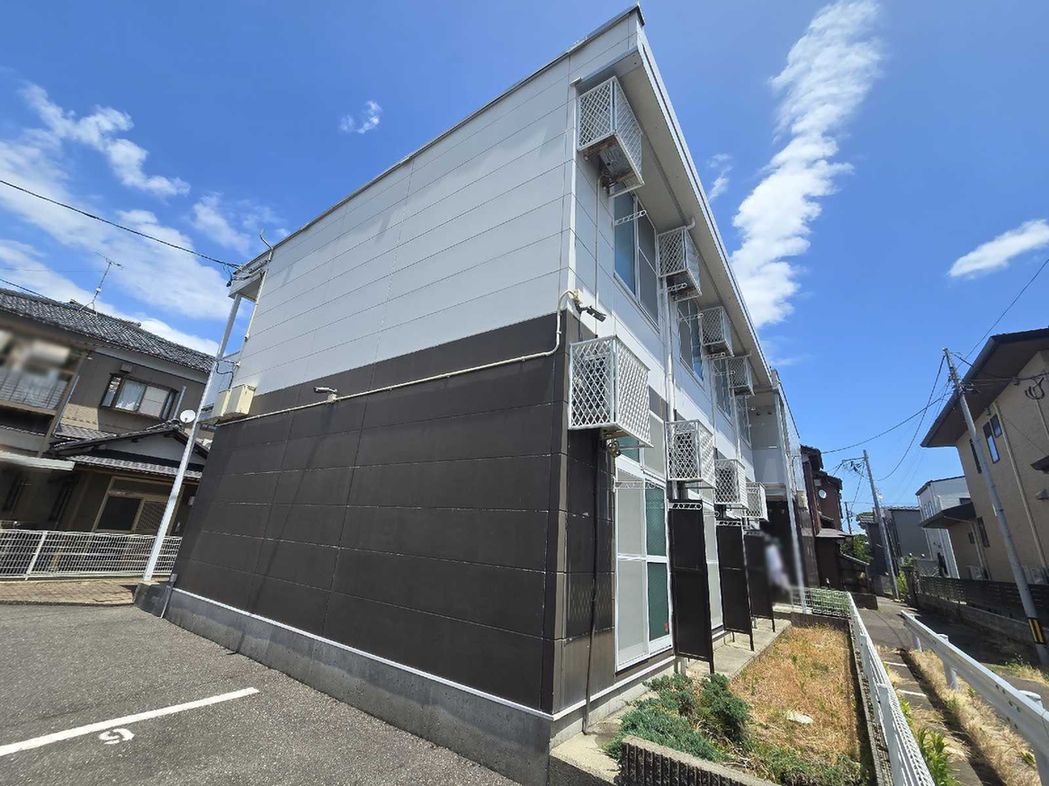 亀田駅より徒歩12分 築22年9ヶ月 2階建の賃貸物件