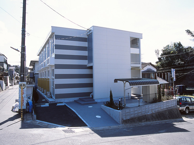 レオパレスカメリア六番館の賃貸物件